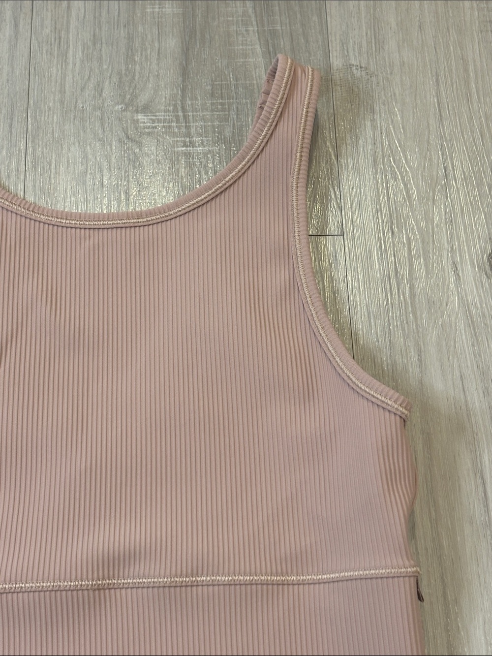 Lululemon Power Pivot Ribbed Tank - Picture 6 of 14